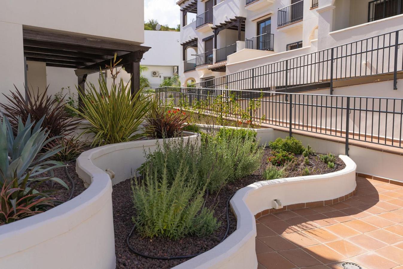 Todimer New Pueblo Mediteraneo Itrabo Luaran gambar